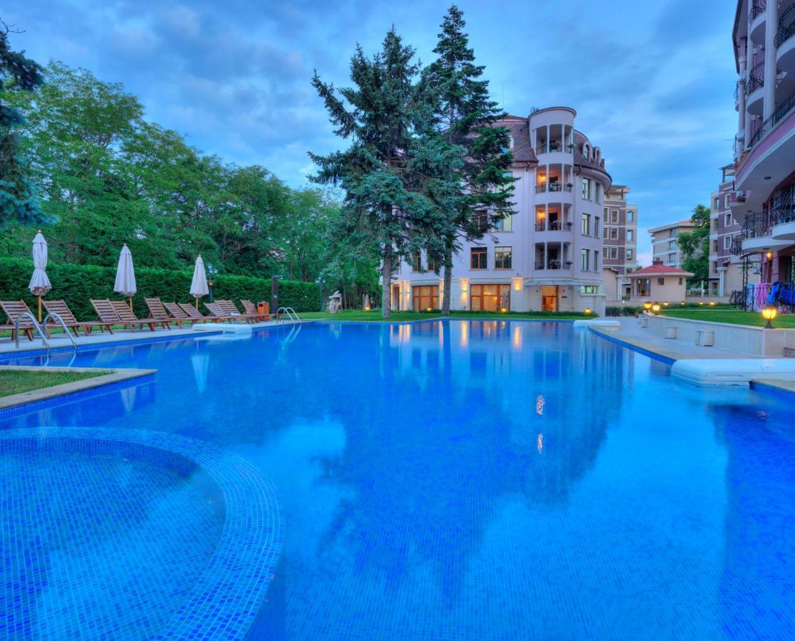 Purple Star Apartments Saints Constantine and Helena Esterno foto